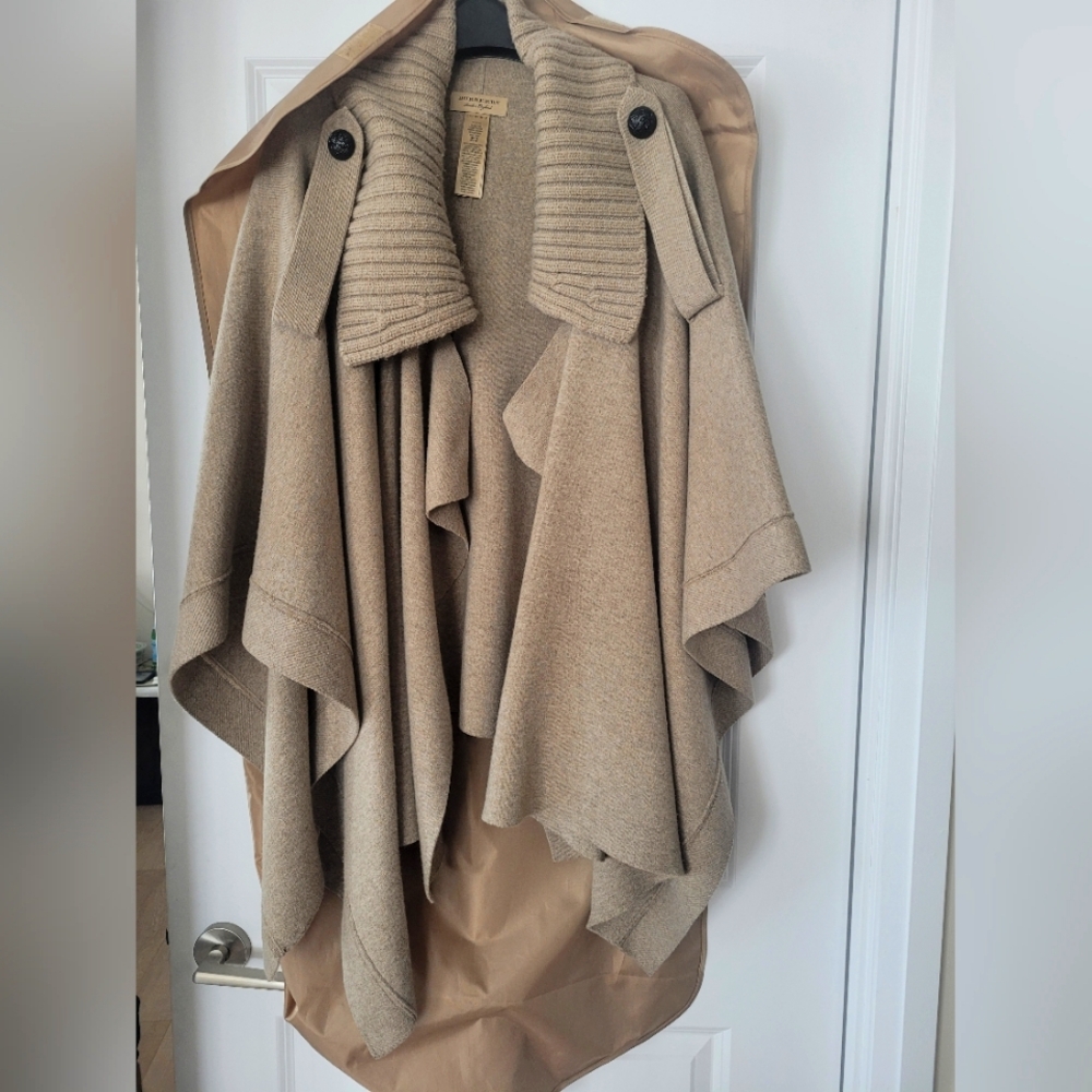 Burberry Beige Sweater Cape (no sleeves)